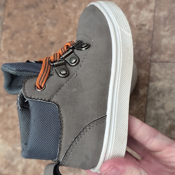 Oomphies Toddler Sneakers - Gray with Orange Laces Size 6c - Picture 3 of 6